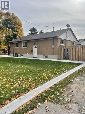 64 West 25th Street Hamilton ON L9C 4X2