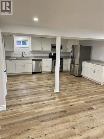 64 West 25th Street Hamilton ON L9C 4X2