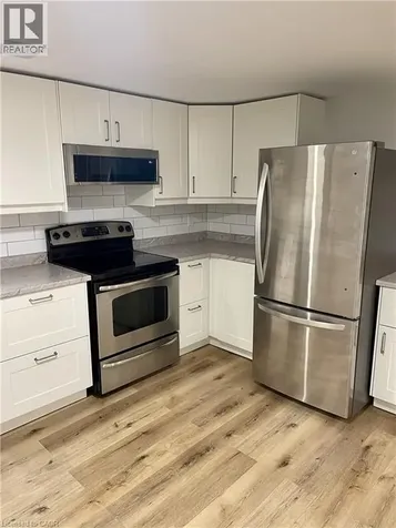 64 West 25th Street Hamilton ON L9C 4X2