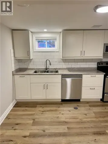 64 West 25th Street Hamilton ON L9C 4X2
