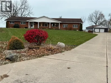 1239 Oxford Avenue Kingsville ON N9Y 2S8