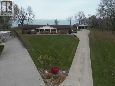 1239 Oxford Avenue Kingsville ON N9Y 2S8