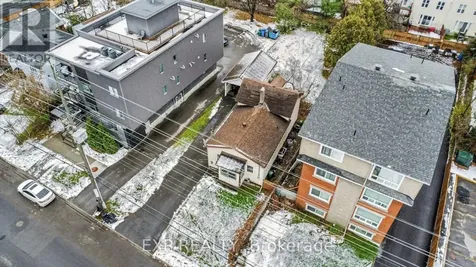 280 Presland Road Ottawa ON K1K 2B8