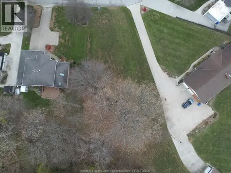 Lot 13 Oxford Avenue Kingsville ON N9Y 2S8
