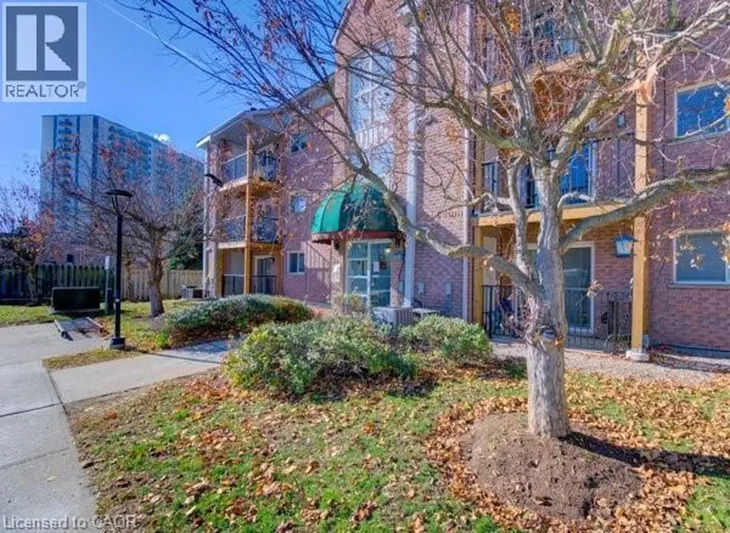 3085 Kingsway Drive Kitchener ON N2C 2P1