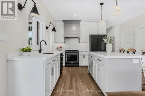 3 Grenville Street North Saugeen Shores ON N0H 2L0