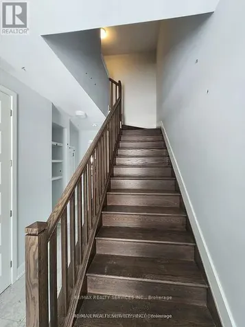 726 Rouncey Road Ottawa ON K2S 1B6