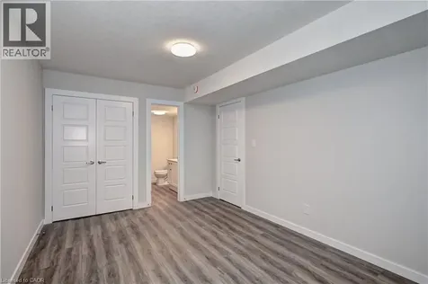 118 Gravel Ridge Trail Kitchener ON N2E 0B8
