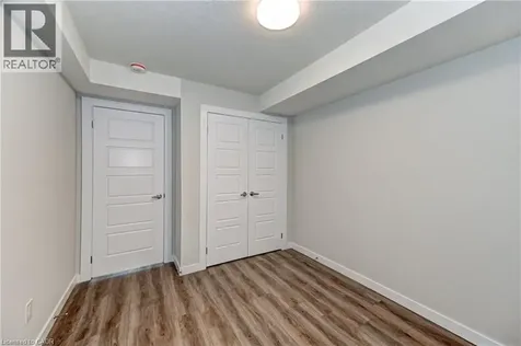 118 Gravel Ridge Trail Kitchener ON N2E 0B8
