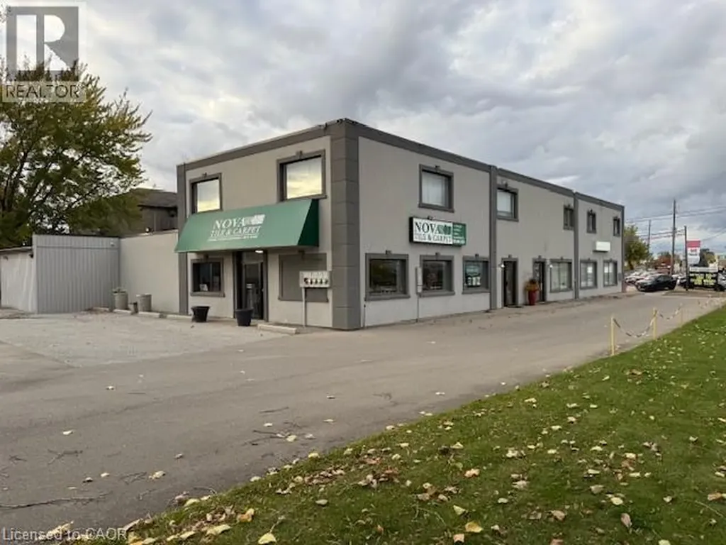 6102 Perkins Street Niagara Falls ON L2E 5R8
