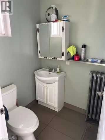 10 Fairbank Avenue Toronto ON M6E 3Y4