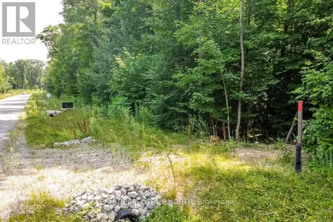 Lt 45 Explorers Landing Tiny ON L9M 0C2