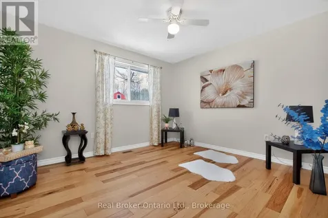 16 Mundy Avenue Tiny ON L9M 0B5