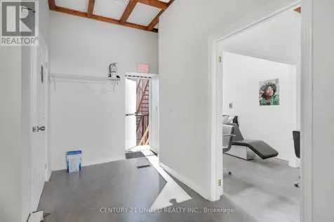 39 King Street West Cobourg ON K9A 2M1