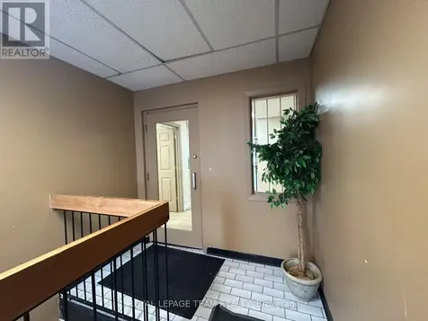 1695 Bank Street Ottawa ON K1V 7Z3