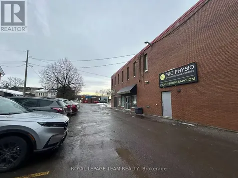 1695 Bank Street Ottawa ON K1V 7Z3