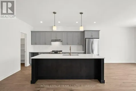 1086 Moore Street Brockville ON K6V 0H2