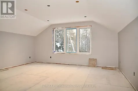 121 Loon Lake Road Magnetawan ON P0A 1Z0