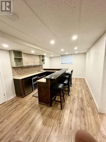 86 Glendale Drive East Tillsonburg ON N4G 1J7