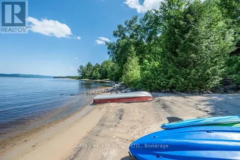 581 Rocky Point Lane Deep River ON K0J 1P0