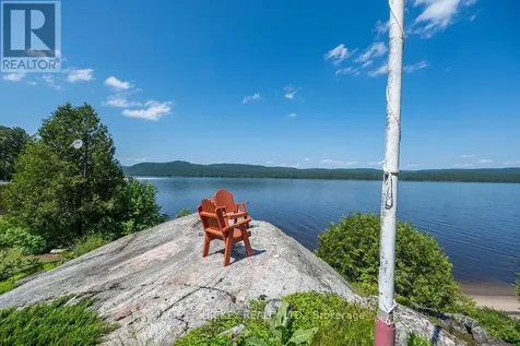 581 Rocky Point Lane Deep River ON K0J 1P0