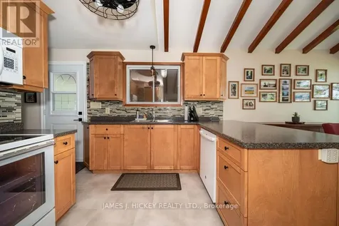 581 Rocky Point Lane Deep River ON K0J 1P0