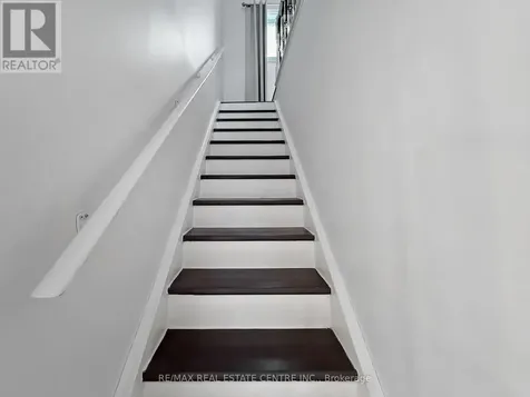 144 Wheelock Street Erin ON N0B 1T0