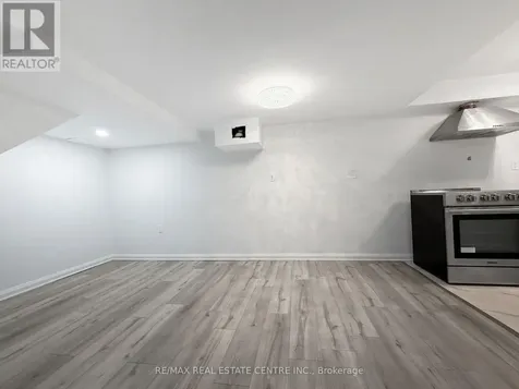 144 Wheelock Street Erin ON N0B 1T0