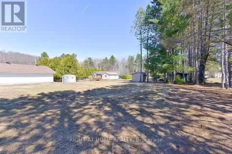 28 Jackpine Street Madawaska Valley ON K0J 1B0