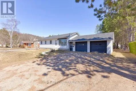 28 Jackpine Street Madawaska Valley ON K0J 1B0