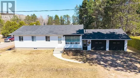 28 Jackpine Street Madawaska Valley ON K0J 1B0
