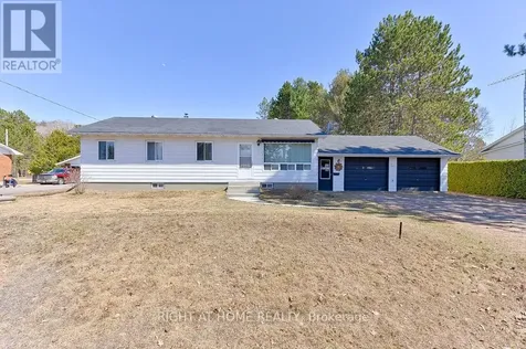 28 Jackpine Street Madawaska Valley ON K0J 1B0