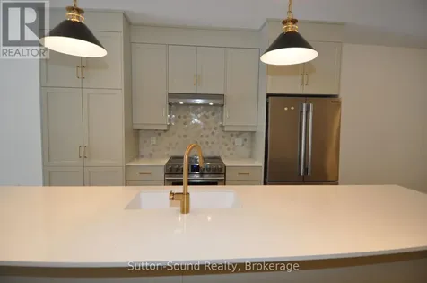 306 Sandpiper Lane Georgian Bluffs ON N0H 1S0