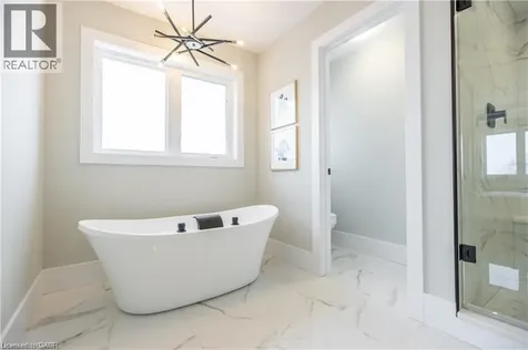 2 Avery Place Milverton ON N0K 1M0