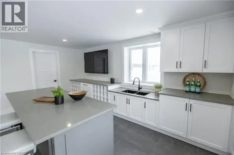2 Avery Place Milverton ON N0K 1M0
