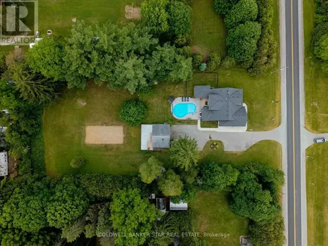 8037 Springwater Road Central Elgin ON N5H 2R4