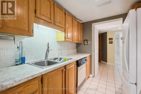 295 Gilmour Street Ottawa ON K2P 0P7