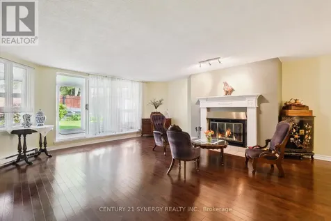 295 Gilmour Street Ottawa ON K2P 0P7