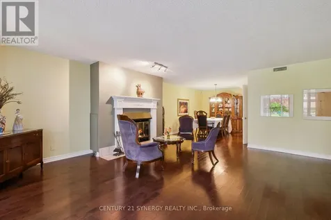 295 Gilmour Street Ottawa ON K2P 0P7