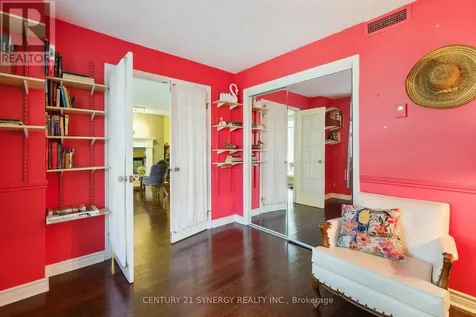 295 Gilmour Street Ottawa ON K2P 0P7