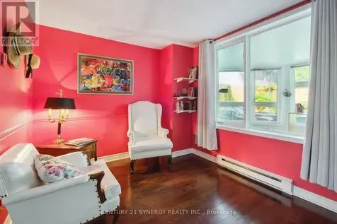 295 Gilmour Street Ottawa ON K2P 0P7