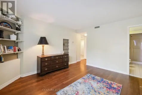 295 Gilmour Street Ottawa ON K2P 0P7