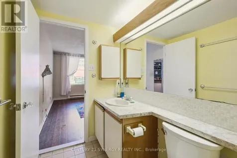 295 Gilmour Street Ottawa ON K2P 0P7