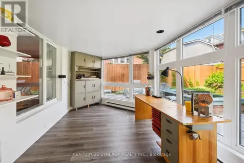 295 Gilmour Street Ottawa ON K2P 0P7