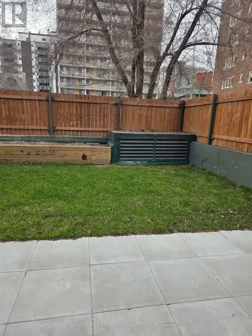 295 Gilmour Street Ottawa ON K2P 0P7