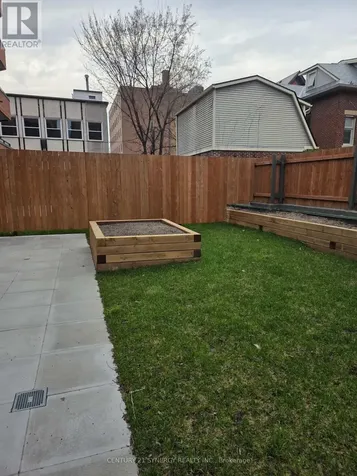 295 Gilmour Street Ottawa ON K2P 0P7