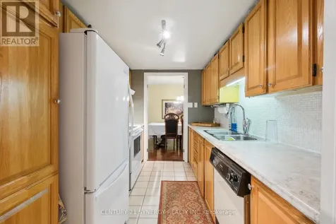 295 Gilmour Street Ottawa ON K2P 0P7