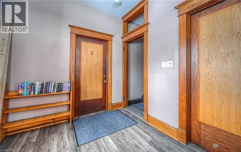 916 Queenston Road Cambridge ON N3H 3K8