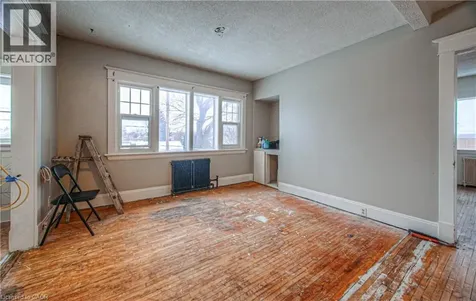 916 Queenston Road Cambridge ON N3H 3K8