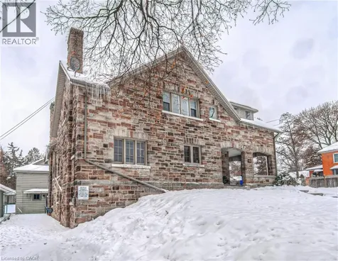 916 Queenston Road Cambridge ON N3H 3K8